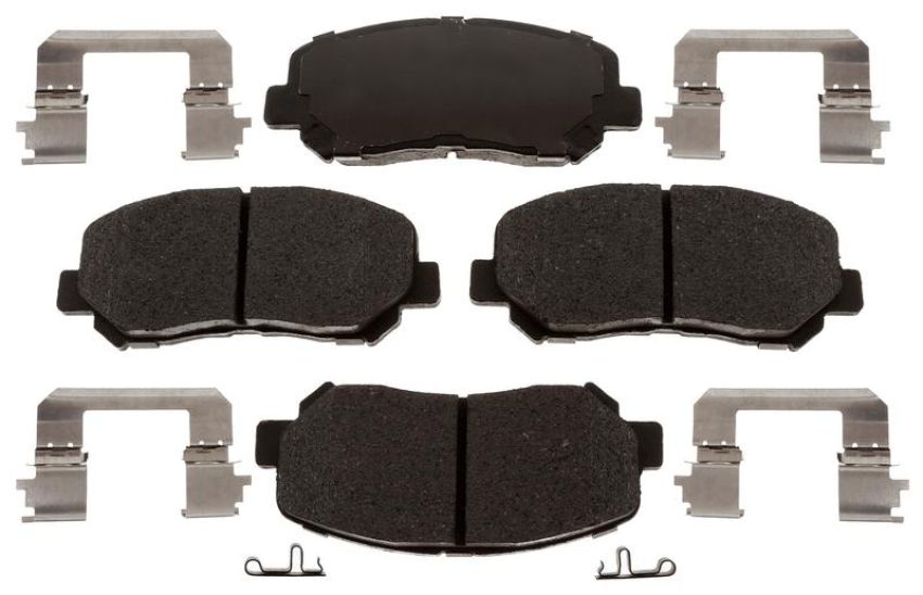 Raybestos MGD1623CH Raybestos R-Line Ceramic Brake Pad Set