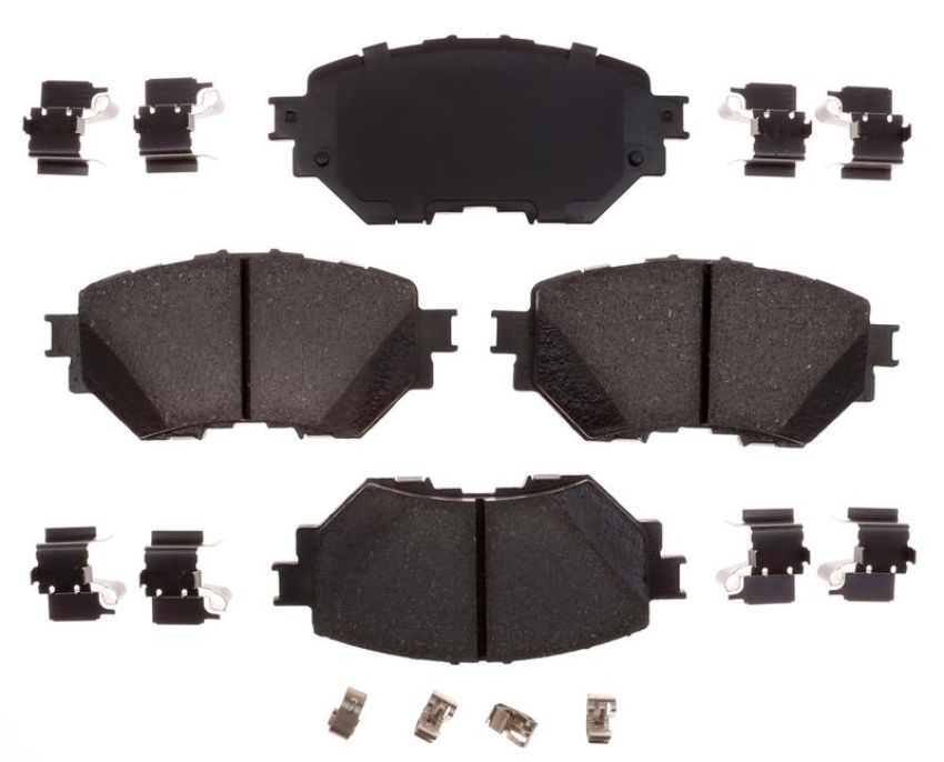 Raybestos MGD1759CH Raybestos R-Line Ceramic Brake Pad Set