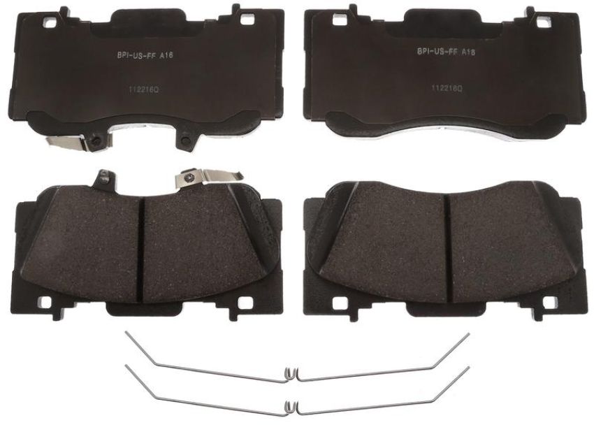 Raybestos MGD1784CH Raybestos R-Line Ceramic Brake Pad Set