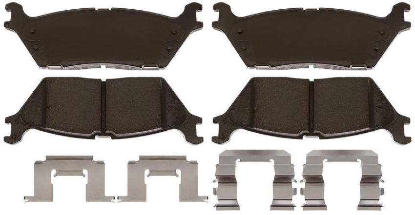 Raybestos MGD1790ACH Raybestos R-Line Ceramic Brake Pad Set