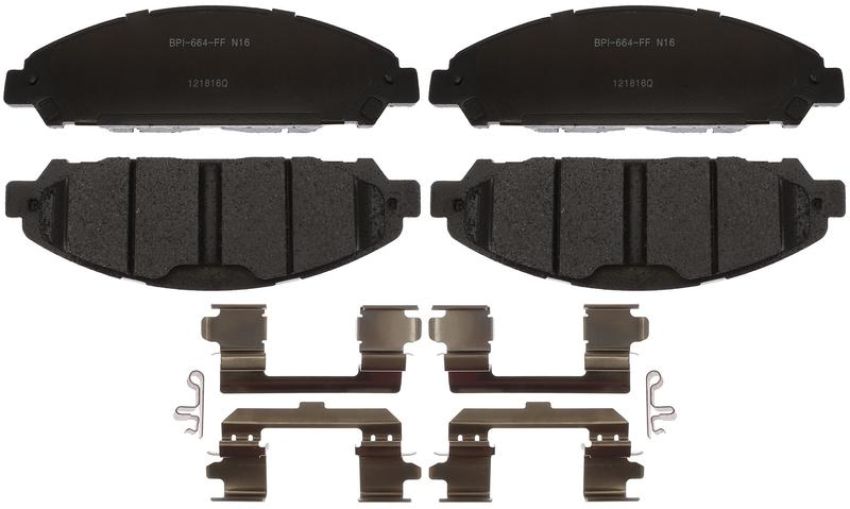 Raybestos MGD1791CH Raybestos R-Line Ceramic Brake Pad Set