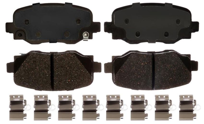Raybestos MGD1809CH Raybestos R-Line Ceramic Brake Pad Set