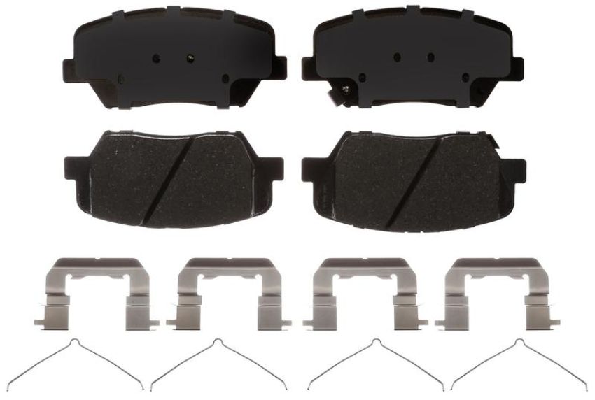 Raybestos MGD1815CH Raybestos R-Line Ceramic Brake Pad Set