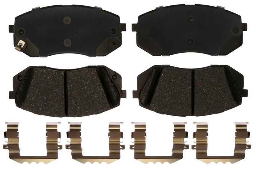 Raybestos MGD1855CH Raybestos R-Line Ceramic Brake Pad Set