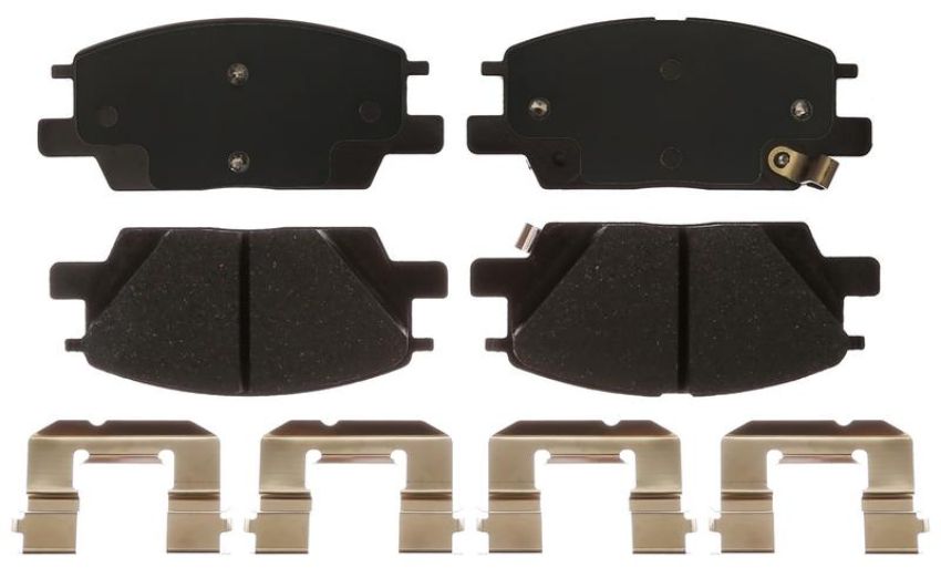 Raybestos MGD1913CH Raybestos R-Line Ceramic Brake Pad Set