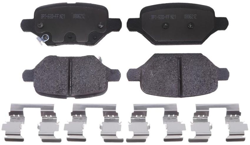 Raybestos MGD2168CH Raybestos R-Line Ceramic Brake Pad Set