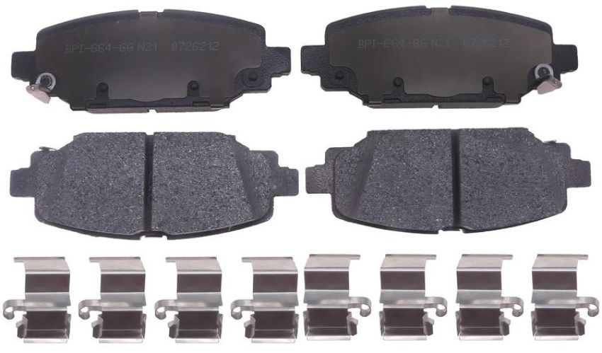 Raybestos MGD2172CH Raybestos R-Line Ceramic Brake Pad Set