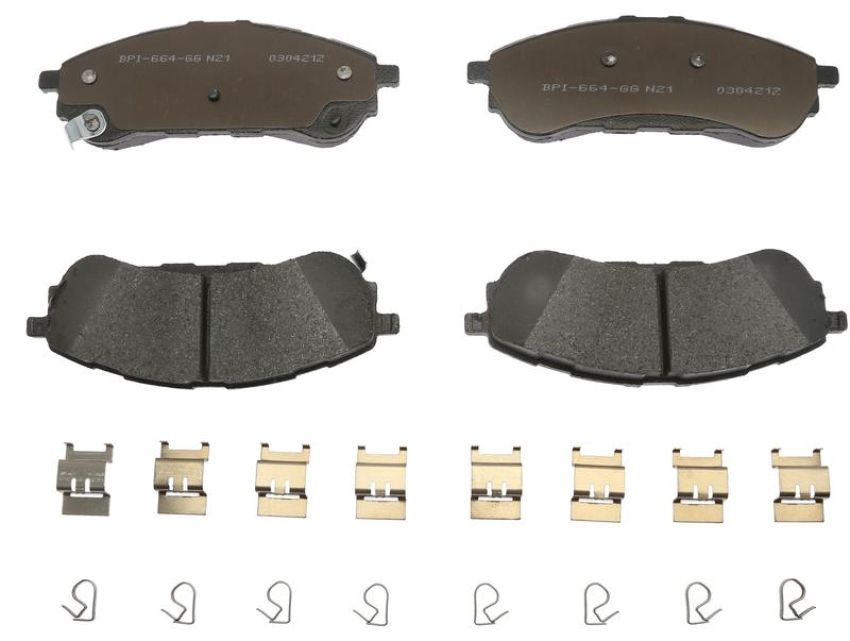 Raybestos MGD2208CH Raybestos R-Line Ceramic Brake Pad Set