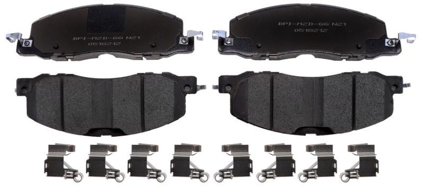 Raybestos MGD2230CH Raybestos R-Line Ceramic Brake Pad Set