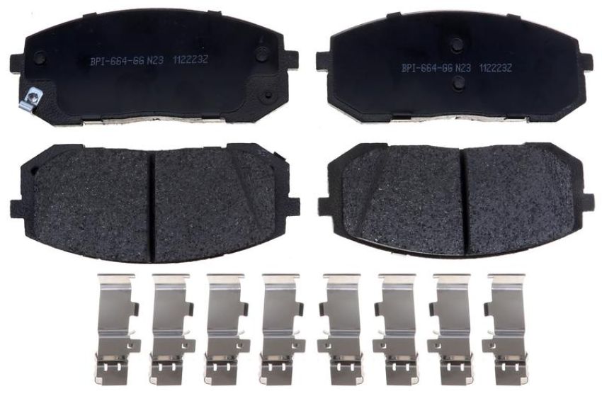 Raybestos MGD2302CH Raybestos R-Line Ceramic Brake Pad Set