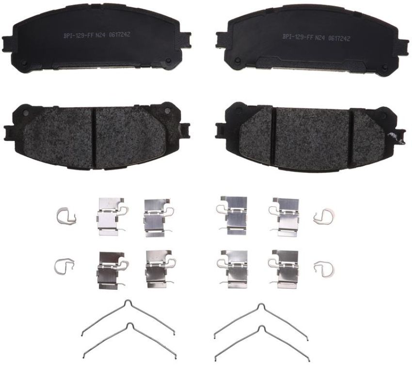Raybestos MGD2304CH Raybestos R-Line Ceramic Brake Pad Set