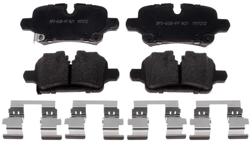 Raybestos MGD2374CH Raybestos R-Line Ceramic Brake Pad Set
