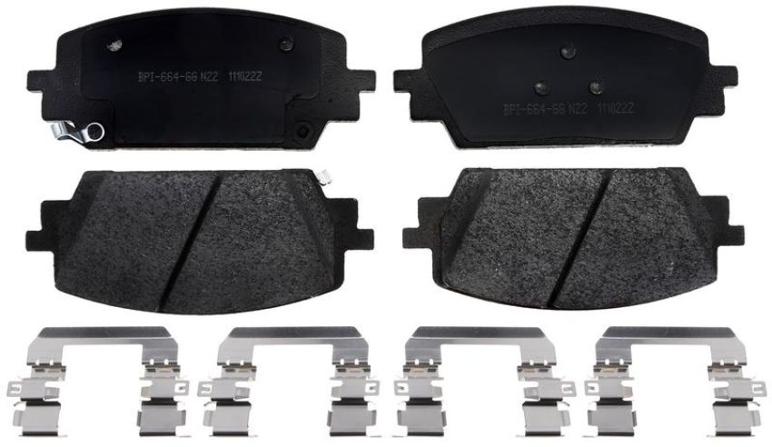 Raybestos MGD2380CH Raybestos R-Line Ceramic Brake Pad Set