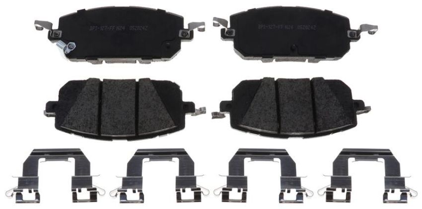 Raybestos MGD2426CH Raybestos R-Line Ceramic Brake Pad Set