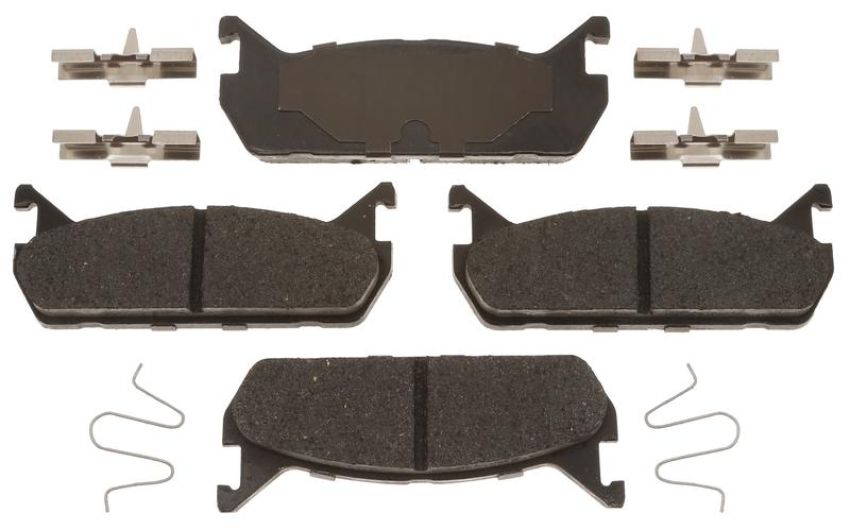 Raybestos MGD458CH Raybestos R-Line Ceramic Brake Pad Set