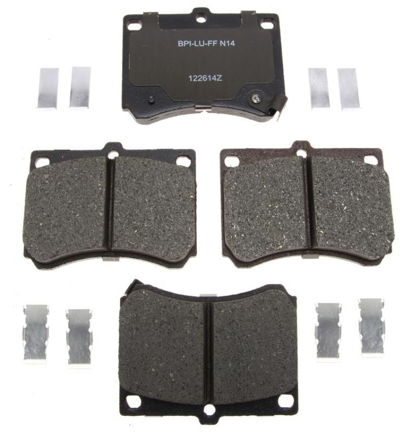 Raybestos MGD473CH Raybestos R-Line Ceramic Brake Pad Set