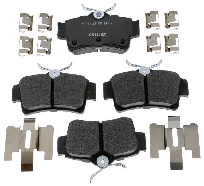Raybestos MGD627CH Raybestos R-Line Ceramic Brake Pad Set