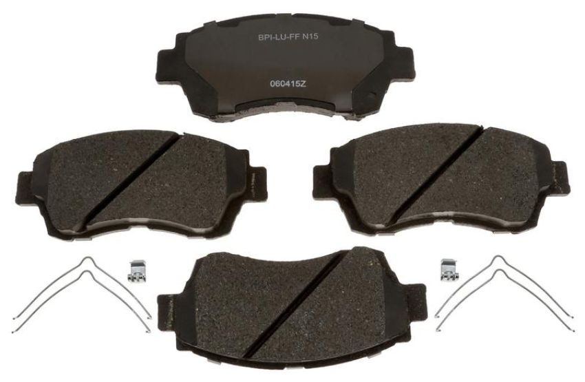 Raybestos MGD697CH Raybestos R-Line Ceramic Brake Pad Set