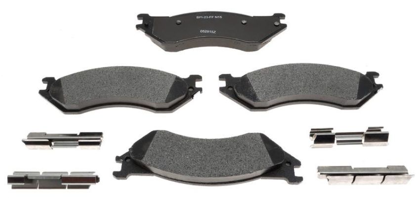 Raybestos MGD702AMH Raybestos R-Line Metallic Brake Pad Set