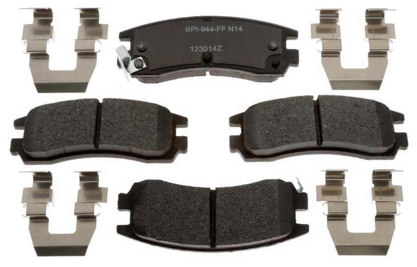 Raybestos MGD714MH Raybestos R-Line Metallic Brake Pad Set