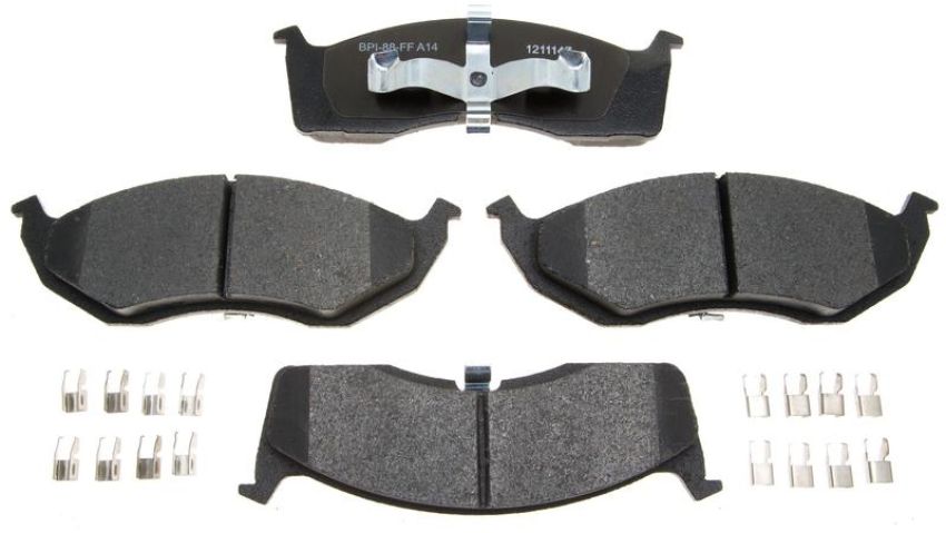 Raybestos MGD730CH Raybestos R-Line Ceramic Brake Pad Set