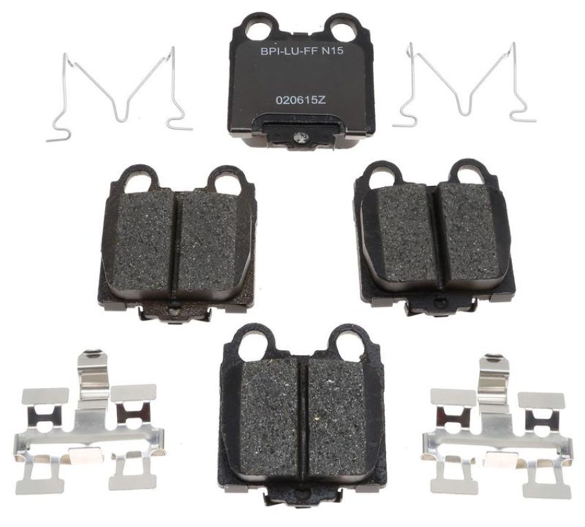 Raybestos MGD771CH Raybestos R-Line Ceramic Brake Pad Set