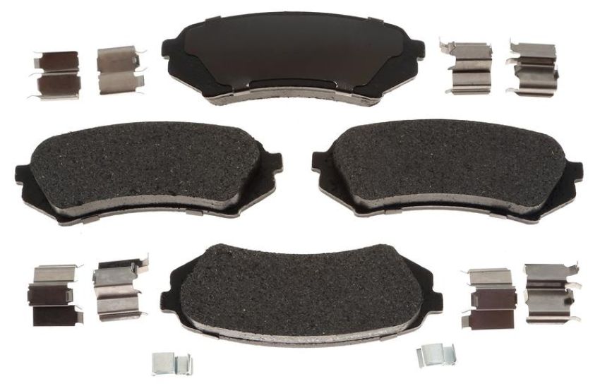 Raybestos MGD773CH Raybestos R-Line Ceramic Brake Pad Set