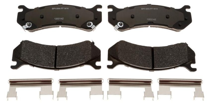 Raybestos MGD785MH Raybestos R-Line Metallic Brake Pad Set