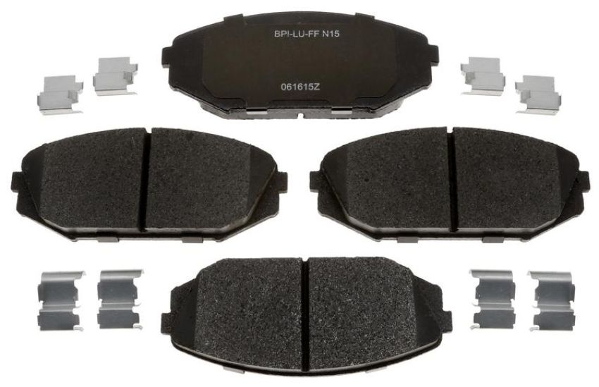 Raybestos MGD793CH Raybestos R-Line Ceramic Brake Pad Set