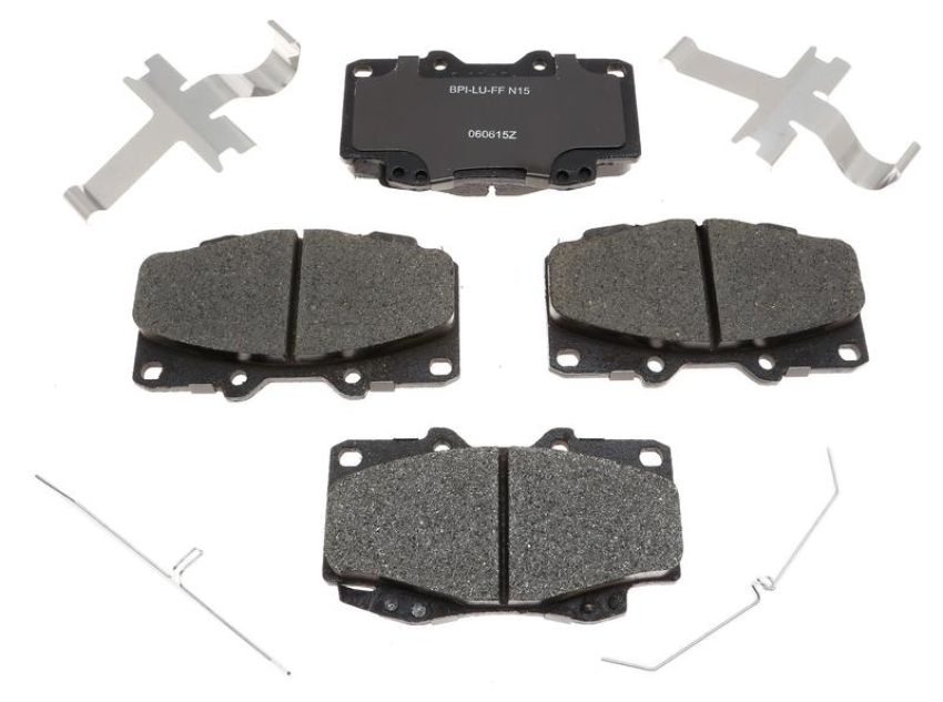 Raybestos MGD799CH Raybestos R-Line Ceramic Brake Pad Set