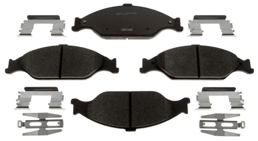 Raybestos MGD804CH Raybestos R-Line Ceramic Brake Pad Set
