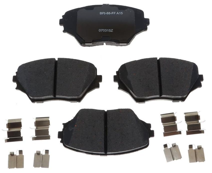 Raybestos MGD862CH Raybestos R-Line Ceramic Brake Pad Set