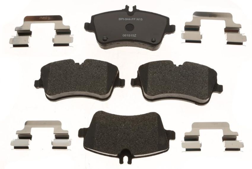 Raybestos MGD872MH Raybestos R-Line Metallic Brake Pad Set