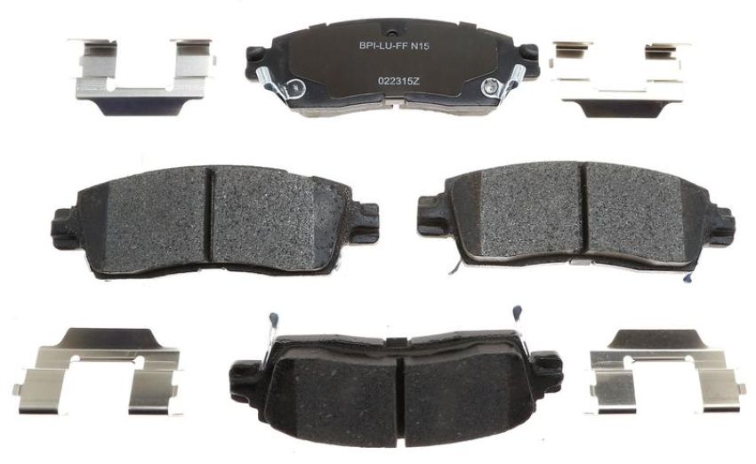 Raybestos MGD883CH Raybestos R-Line Ceramic Brake Pad Set