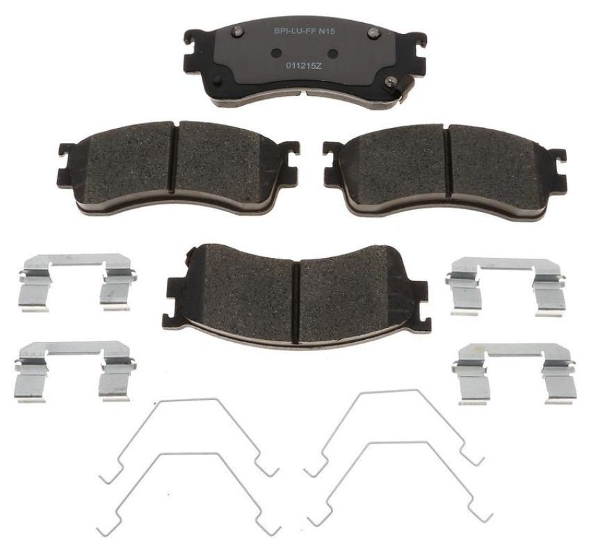 Raybestos MGD893CH Raybestos R-Line Ceramic Brake Pad Set