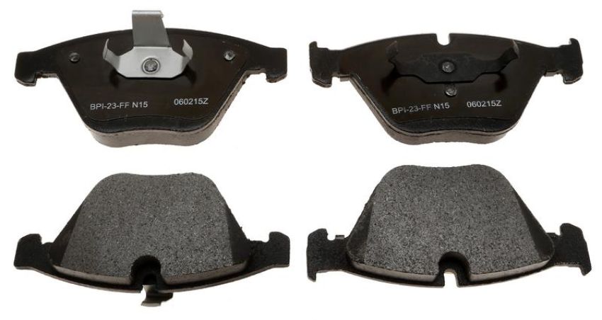 Raybestos MGD918M Raybestos R-Line Metallic Brake Pad Set