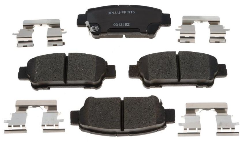 Raybestos MGD995CH Raybestos R-Line Ceramic Brake Pad Set