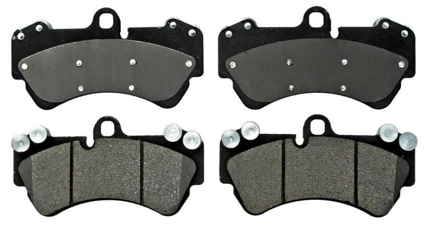 Raybestos PGD1007M Raybestos Element3 Metallic Brake Pad Set