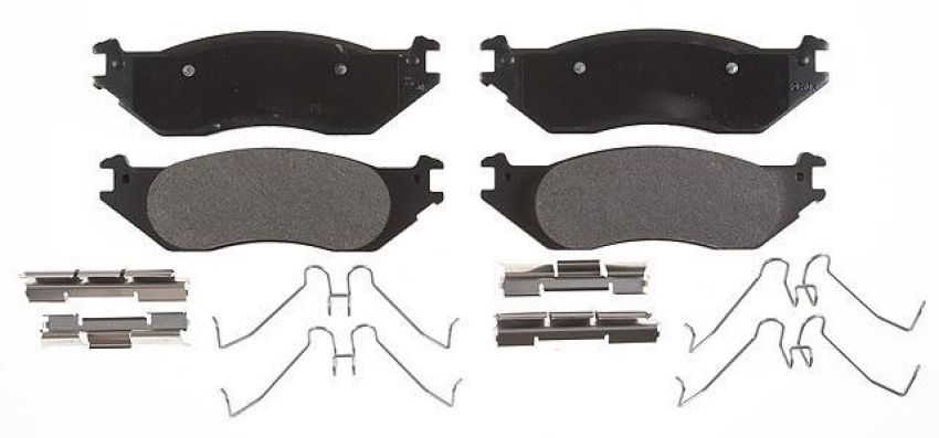 Raybestos PGD1045M Raybestos Element3 Metallic Brake Pad Set