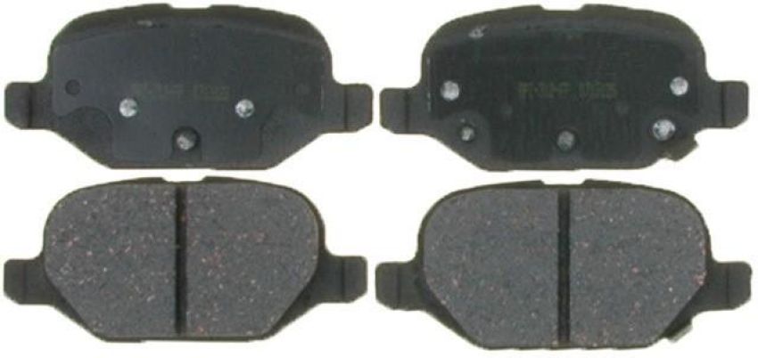 Raybestos PGD1569C Raybestos Element3 Ceramic Brake Pad Set