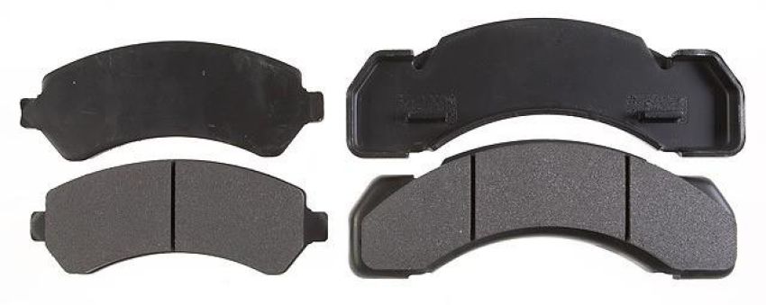 Raybestos PGD184M Raybestos Element3 Metallic Brake Pad Set
