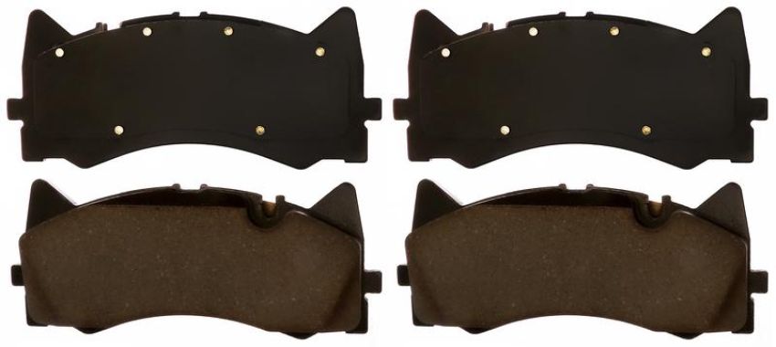 Raybestos PGD1873M Raybestos Element3 Metallic Brake Pad Set