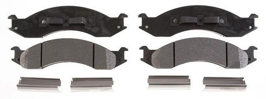 Raybestos PGD557M Raybestos Element3 Metallic Brake Pad Set