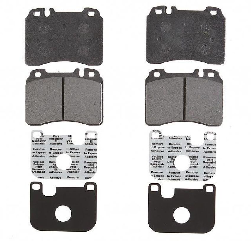 Raybestos PGD561M Raybestos Element3 Metallic Brake Pad Set