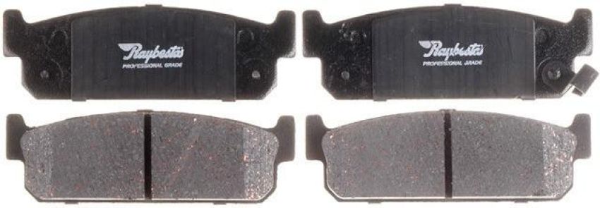 Raybestos PGD588C Raybestos Element3 Ceramic Brake Pad Set