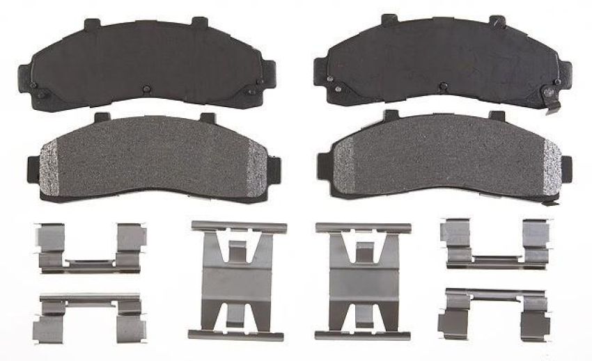 Raybestos PGD652M Raybestos Element3 Metallic Brake Pad Set