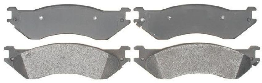 Raybestos PGD702AM Raybestos Element3 Metallic Brake Pad Set