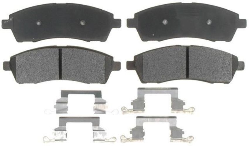 Raybestos PGD757M Raybestos Element3 Metallic Brake Pad Set