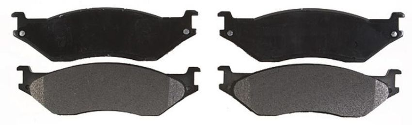 Raybestos PGD777M Raybestos Element3 Metallic Brake Pad Set