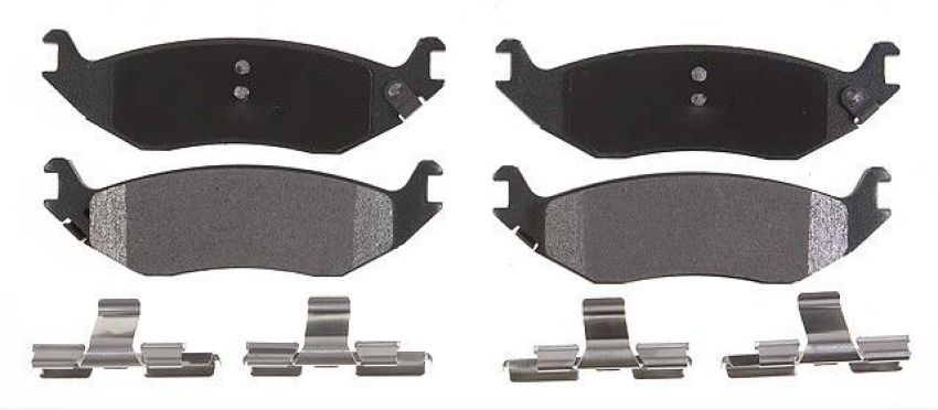 Raybestos PGD898M Raybestos Element3 Metallic Brake Pad Set